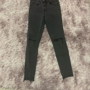 Aeropostale Women's Charcoal Distressed Jeggings